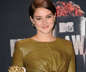 Shailene Woodley remporte le prix de Meilleur personnage aux MTV Movie Awards 2014 le 13 avril 2014