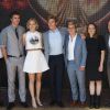 Jennifer Lawrence, Liam Hemsworth, Josh Hutcherson et tout le cast au photocall d'Hunger Games 3 au Festival de Cannes 2014, le 17 mai