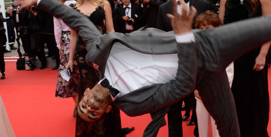 Brahim Zaibat en mode breakdance sur la Croisette, le 19 mai 2014 à Cannes