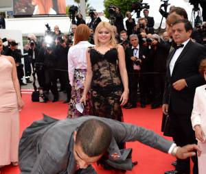 Brahim Zaibat assure le show sur le tapis rouge, le 19 mai 2014 à Cannes