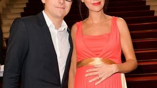 Lorànt Deutsch et sa femme Marie-Julie Baup heureux parents d'un petit garçon