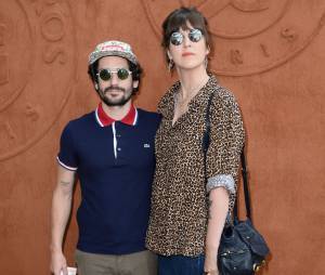 Daphné Bürki et Gunther Love en couple au quartier VIP de Roland Garros, le 7 juin 2014