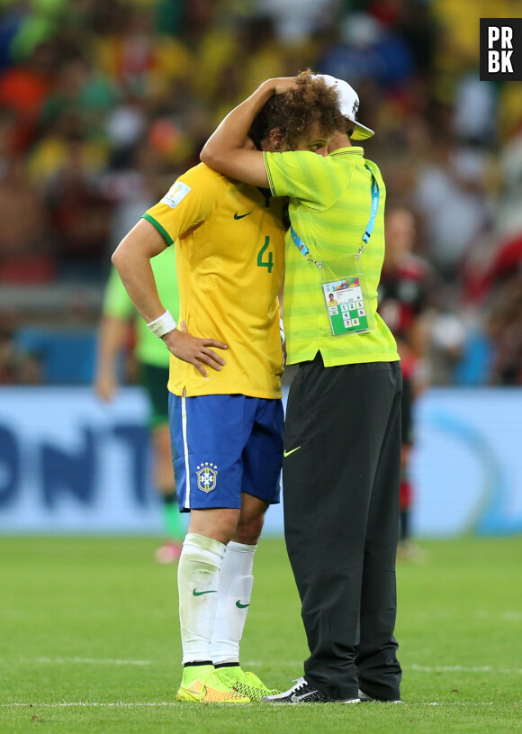 David Luiz et Thiago Silva émus après Brésil VS Allemagne, le 8 juillet 2014