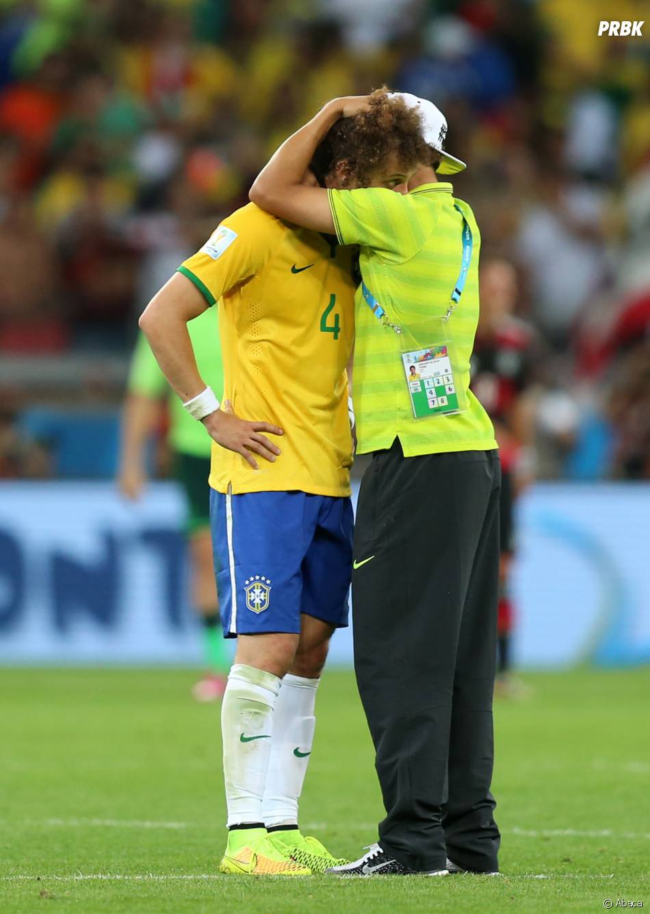 David Luiz Et Thiago Silva Emus Apres Bresil Vs Allemagne Le 8 Juillet 2014 Purebreak
