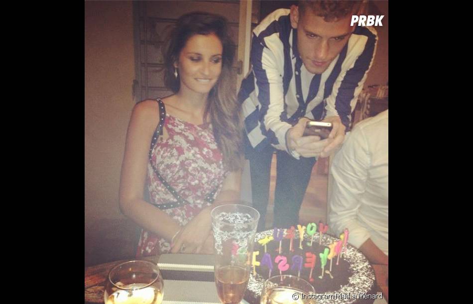 Malika Menard Son Joli Gateau D Anniversaire Pour Ses 27 Ans Purebreak