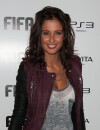 Malika Ménard bronzée et souriante pour la soirée de lancement de FIFA 13