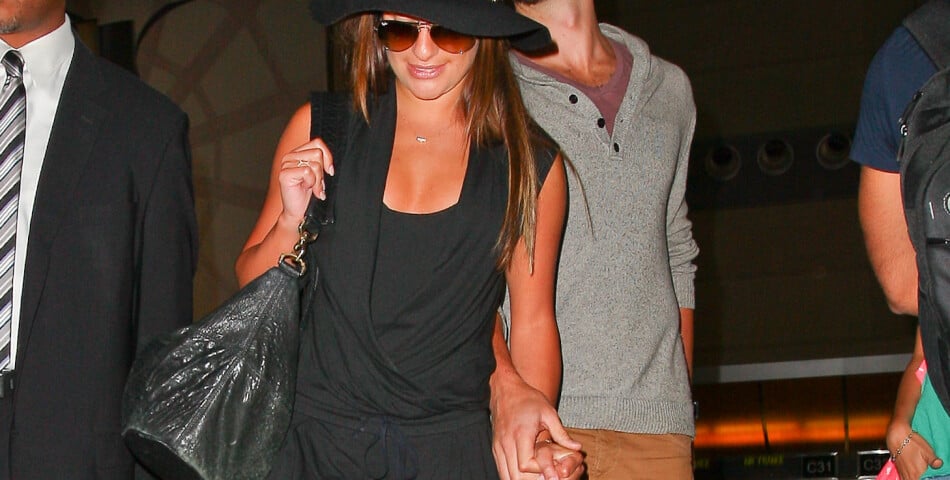  Lea Michele et Matthew Paetz complices avant de quitter L.A, le 15 juillet 2014 