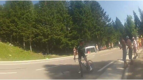 Tour de France 2014 : un cycliste français s'énerve contre un spectateur