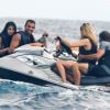 Selena Gomez et Tommy Chiabra très proches pour une balade en jet-ski à Saint Tropez le 22 juillet 2014
