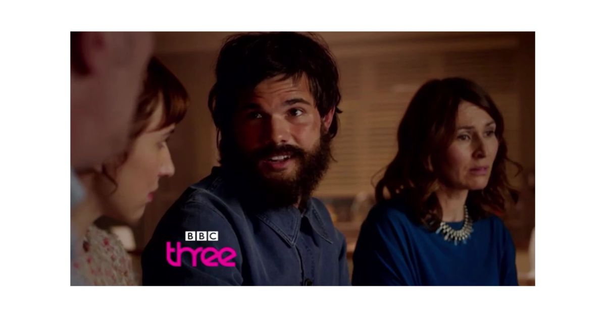 A Couple Of Cuckoos Saison 2 Taylor Lautner barbu dans Cuckoo - Purebreak