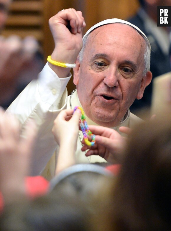 Le Papa, addict à la folie des Rainbow Loom
