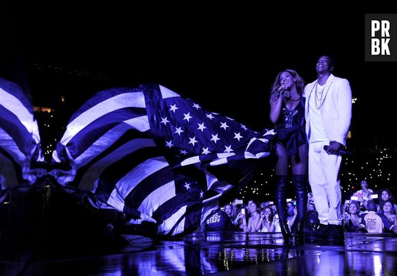 Beyoncé et Jay Z en couple sur scène pour les concerts du On The Run Tour, juillet 2014