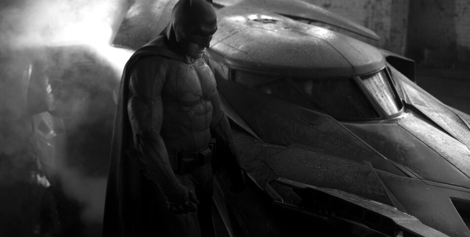 Batman v Superman : Ben Affleck en costume sur une photo