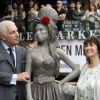Amy Winehouse : hommage émouvant dans le quartier de Camden