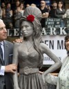  Amy Winehouse : hommage &eacute;mouvant dans le quartier de Camden 