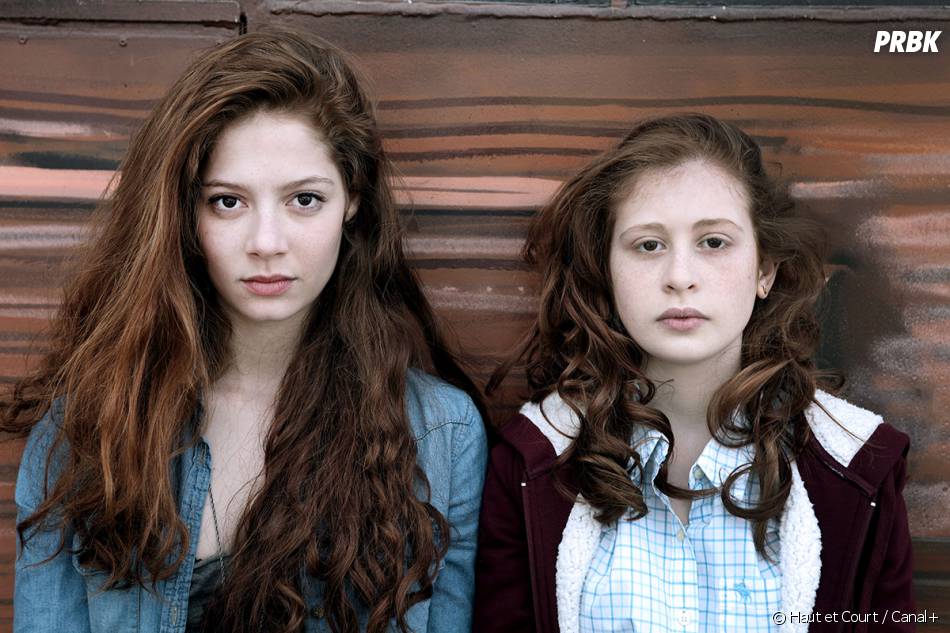 Les Revenants Saison 1 Episode 1 Les Revenants saison 1 : les jumelles Lena et Camille sur une photo - Purebreak