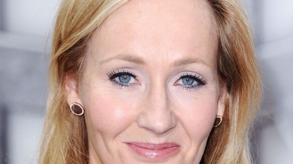 Harry Potter : JK Rowling rend hommage à la saga... dans son jardin