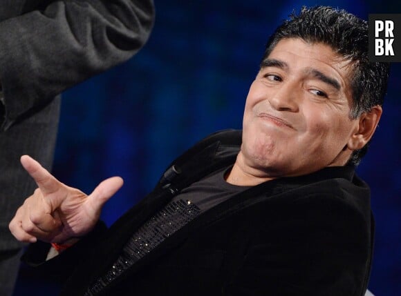 Diego Maradona accusé de violences conjugales : une vidéo le montre en train de frapper son ex-petite amie