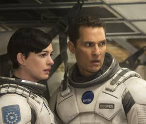 Interstellar : Anne Hathaway et Matthew McConaughey sur une photo