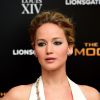 Jennifer Lawrence décolletée à l'after party d'Hunger Games 3, le 10 novembre 2014 à Londres