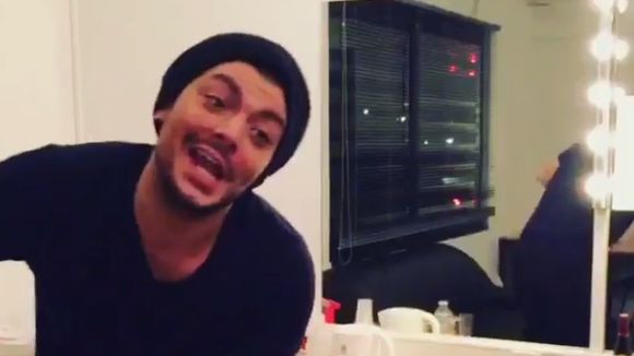 Kev Adams : danse de la joie délirante pour fêter ses 2 millions de followers