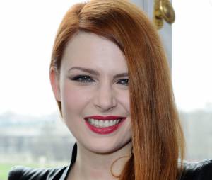 Elodie Frégé : la nouvelle jurée de Nouvelle Star tacle Danse avec les stars dans Public