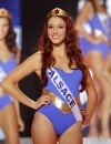 Delphine Wespiser : la Miss Alsace en maillot de bain pour Miss France 2012
