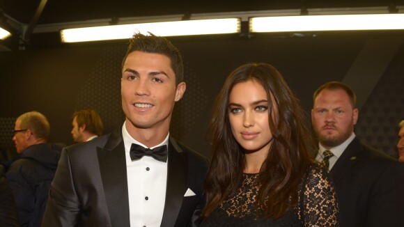 Irina Shayk célibataire et déjà draguée sur Twitter après sa rupture avec Cristiano Ronaldo
