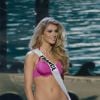 Miss Univers 2015 : Camille Cerf a dû se maquiller et se coiffer seule durant la cérémonie