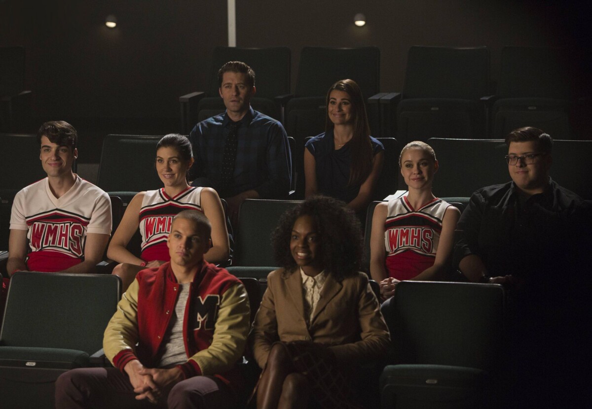 Photo : Glee saison 6, épisode 9 : le nouveau Glee Club avec Will et