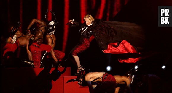 Madonna : gamelle aux Brit Awards 2015, à Londres, le 25 février