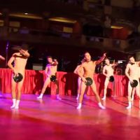 Osé ! Des lycéens dansent nus pour le spectacle de fin d'année