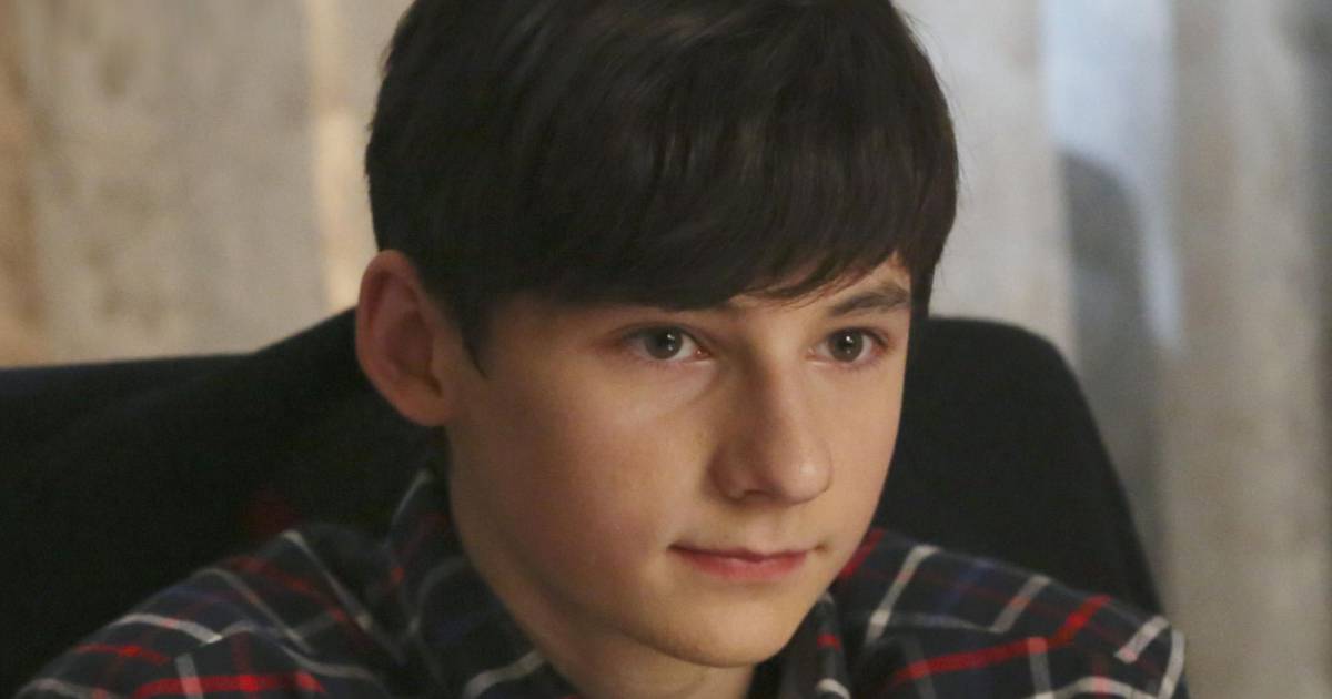 Once Upon a Time saison 4, épisode 13 : Jared Gilmore sur une photo