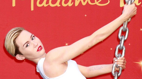 Miley Cyrus : sa statue de cire en mode Wrecking Ball à Las Vegas