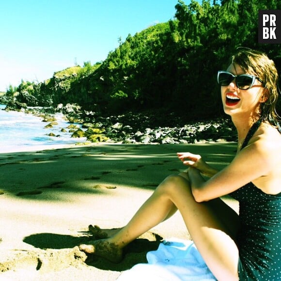 Taylor Swift prend la pose en maillot de bain sur Instagram, le 24 janvier 2015