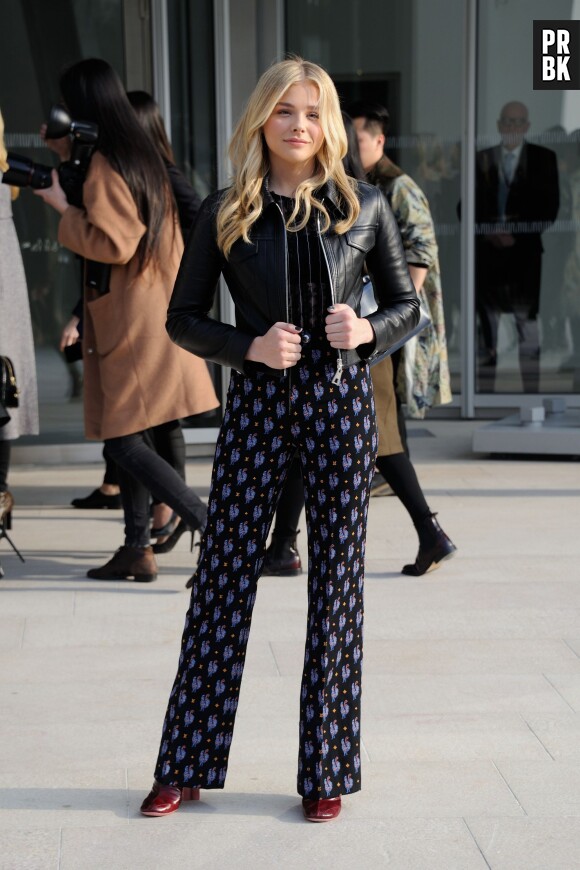 Chloé Moretz au défilé Louis Vuitton de la Fashion Week, le 11 mars 2015 à Paris