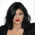  Kylie Jenner a-t-elle subi une op&eacute;ration de chirurgie esth&eacute;tique pour grossir ses seins ? 