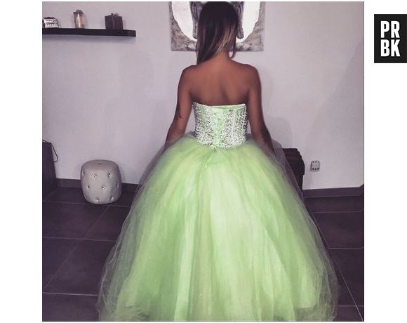 Anaïs Camizuli en robe de mariée verte, le 26 janvier 2015 sur Instagram