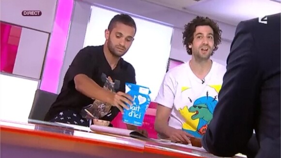 Malik Bentalha et Max Boublil en pyjamas : petit déjeuner en direct sur France 2 !