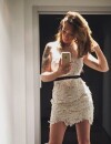 Emilie Nef Naf sexy en robe sur Instagram
