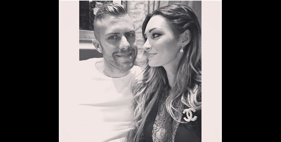Emilie Nef Naf et Jérémy Ménez : photo de couple postée sur Instagram le 21 avril 2015