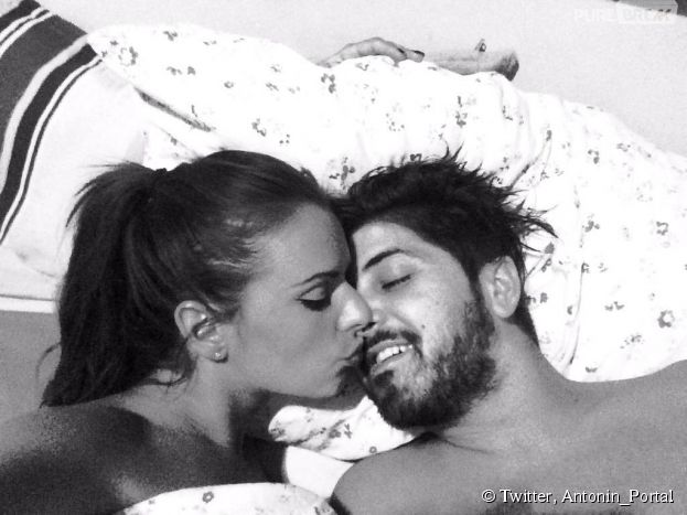 Antonin et Manue (Les Marseillais en Thaïlande) amoureux sur Twitter, le 12 mai 2015