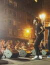 Kev Adams et Corneille sur scène à Marseille pour un flashmob géant le 17 mai 2015