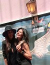 Les Anges 7 : Julia et Nathalie sexy lors de la séance de dédicaces au Barrio Latino, le 26 mai 2015