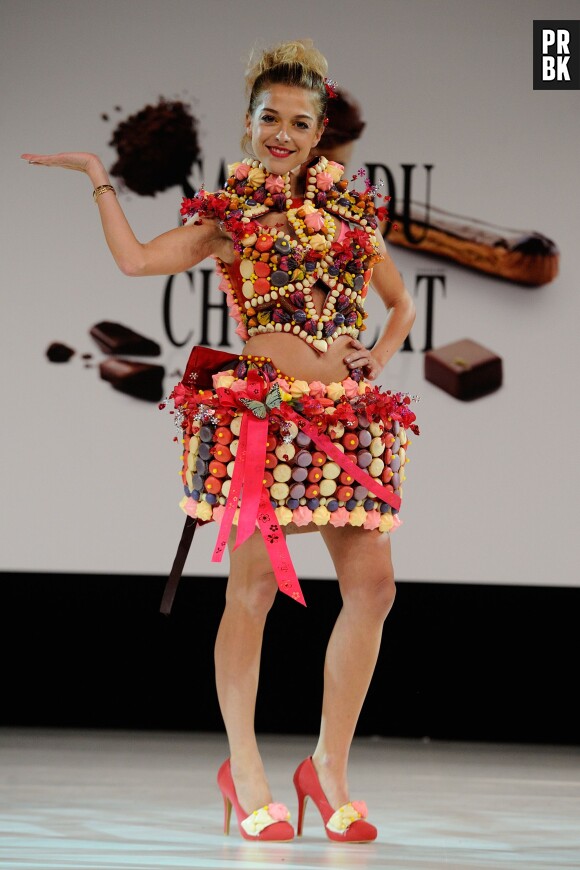 Victoria Monfort défile au Salon du Chocolat 2014