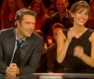 Doria Tillier et Nicolas Bedos en couple ? Ils démentent dans Salut Les Terriens, le 20 juin 2015 sur Canal+