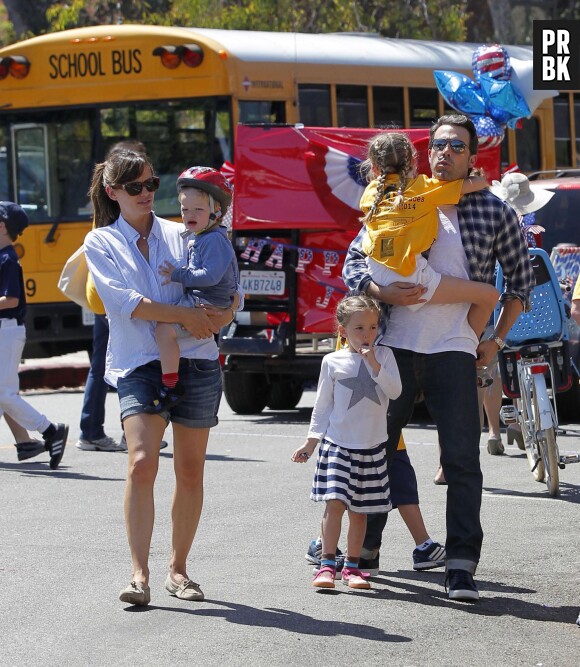 Jennifer Garner et Ben Affleck : le couple -parents de 3 enfants- officialise son divorce après 10 ans de mariage