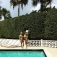 Julia Paredes (Les Anges 7) sexy en bikini au côté de Benoît Dubois, à Miami, le 18 juillet 2015