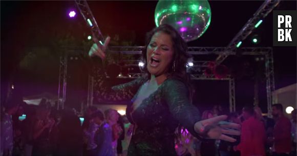 Katia Aveiro : la soeur de Cristiano Ronaldo dans son clip Latina de cuerpo y alma