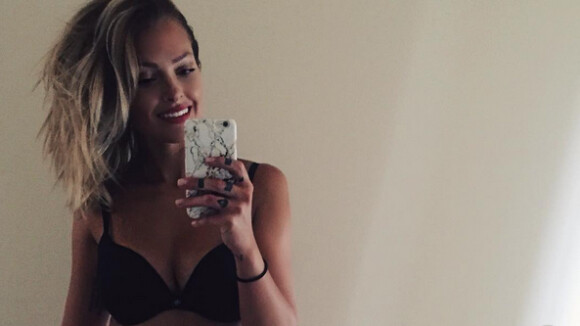 Caroline Receveur sexy en lingerie sur Instagram